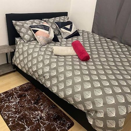 2 Bedroom Flat Camberwell Grove 런던 외부 사진