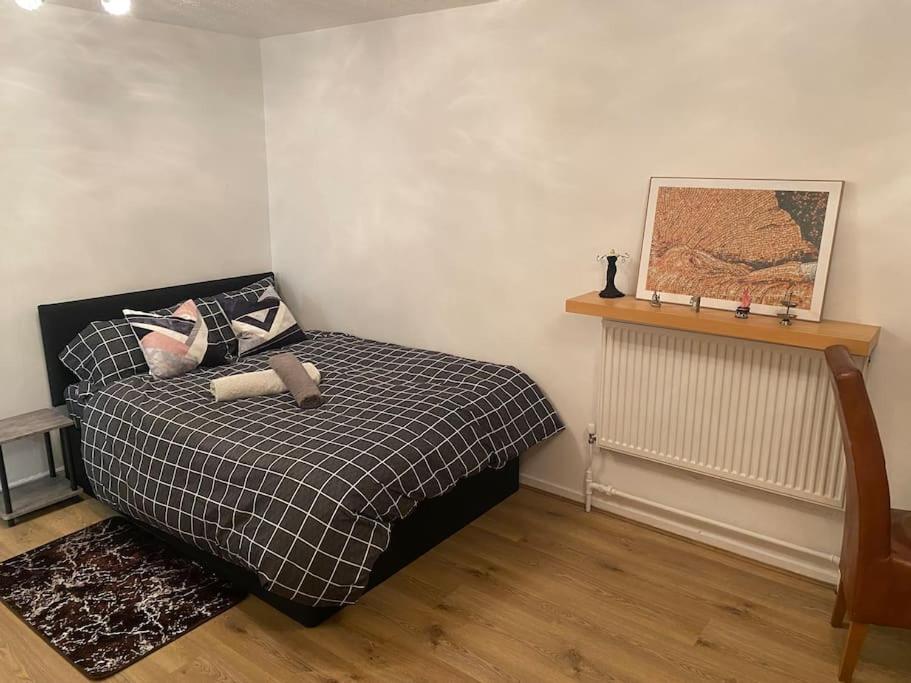 2 Bedroom Flat Camberwell Grove 런던 외부 사진